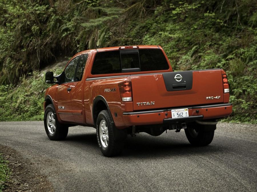  Nissan Titan King Cab 2007 года  (фото 11 из 28)